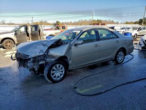Toyota Camry LE 2.4L 4 2005
