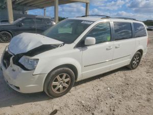 Chrysler Town & Country TOURING 3.8L 6 2010