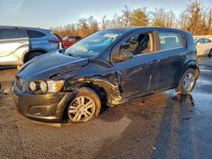 Chevrolet Aveo (Sonic) LT 1.8L 4 2013