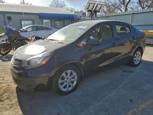 Kia Rio LX 1.6L 4 2013