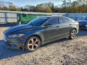 Ford Fusion SE 2.0L 4 2015