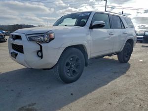 Toyota 4Runner SR5 4.0L 6 2016