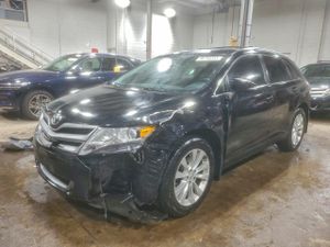 Toyota Venza LE 2.7L 4 2014