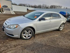 Chevrolet Malibu LS 2.4L 4 2012