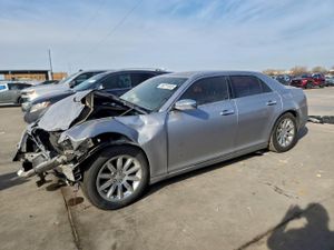 Chrysler 300C 5.7L 8 2013