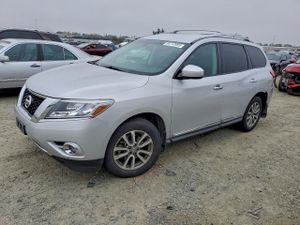 Nissan Pathfinder S 3.5L 6 2013