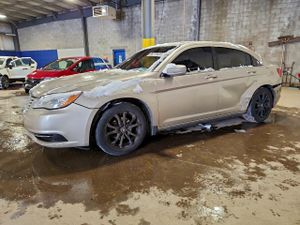Chrysler 200 LX 2.4L 4 2014