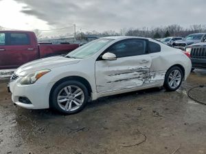 Nissan Altima S 2.5L 4 2012
