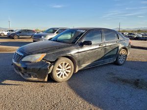 Chrysler 200 TOURING 2.4L 4 2013