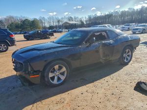 Dodge Challenger SXT 3.6L 6 2015