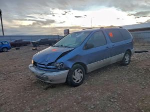 Toyota Sienna LE 3.0L 6 1999
