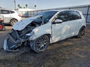 Volkswagen Golf 2.0L 4 2013