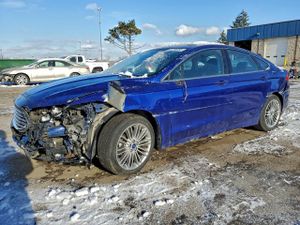 Ford Fusion SE 2.0L 4 2013