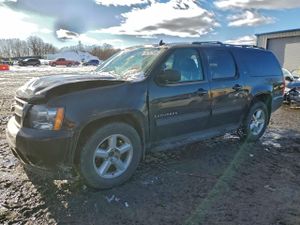 Chevrolet Suburban K1500 LT 5.3L 8 2012