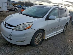 Toyota Sienna XLE 3.5L 6 2007