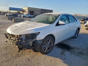 Toyota Camry LE 2.5L 4 2015