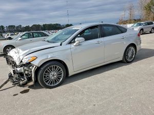 Ford Fusion SE 1.6L 4 2013