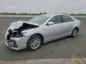 Toyota Camry SE 3.5L 6 2011