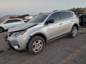 Toyota Rav4 LE 2.5L 4 2015