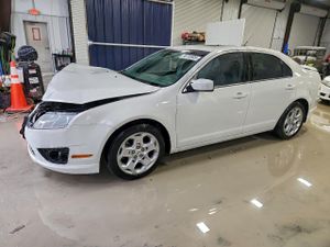 Ford Fusion SE 2.5L 4 2011