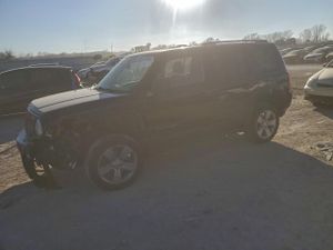 Jeep Patriot LATITUDE 2.4L 4 2015