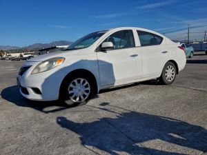 Nissan Versa S 1.6L 4 2014