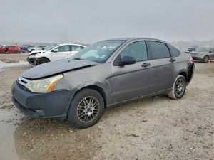 Ford Focus SE 2.0L 4 2011