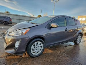 Toyota Prius 1.5L 4 2015