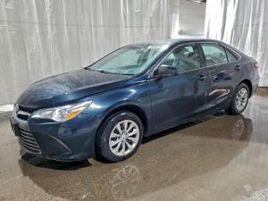 Toyota Camry LE 2.5L 4 2015