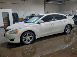 Nissan Altima 2.5 2.5L 4 2015