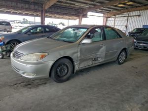 Toyota Camry LE 2.4L 4 2003