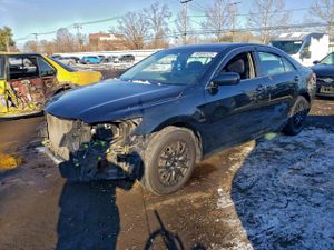 Toyota Camry BASE 2.4L 4 2009