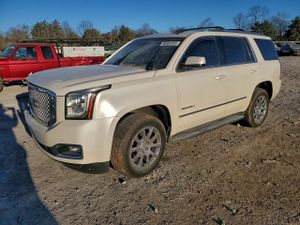 GMC Yukon DENALI 6.2L 8 2015