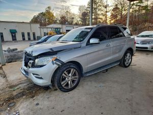 Mercedes-Benz ML 350 3.5L 6 2014