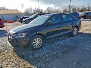 Volkswagen Jetta BASE 2.0L 4 2013