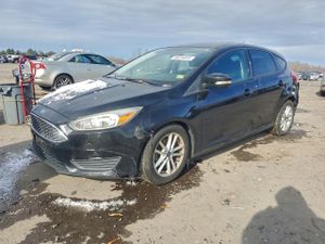 Ford Focus SE 2.0L 4 2015
