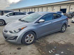 Hyundai Elantra SE 1.8L 4 2015