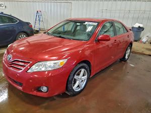 Toyota Camry BASE 2.5L 4 2010