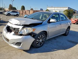 Toyota Corolla BASE 1.8L 4 2010