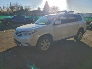 Toyota Highlander BASE 3.5L 6 2012