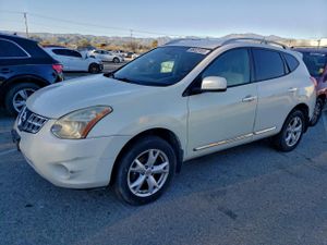 Nissan Rogue S 2.5L 4 2011