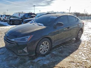 Hyundai Elantra SE 2.0L 4 2019