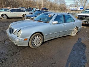 Mercedes-Benz E 320 3.2L 6 2001