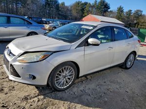 Ford Focus TITANIUM 2.0L 4 2013
