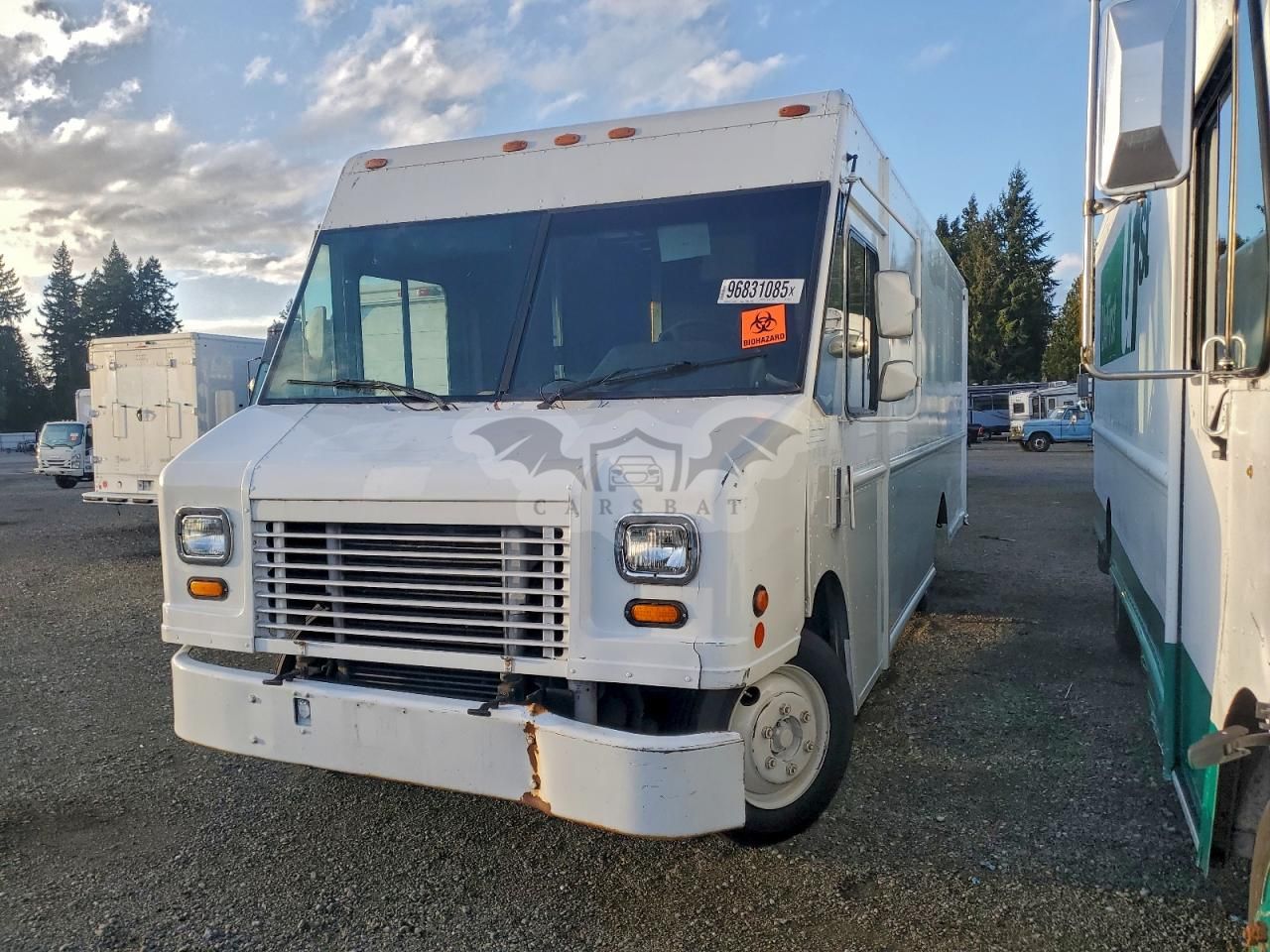 Freightliner Business Class M2 M LINE WALK-IN VAN 6.7L 6 2007