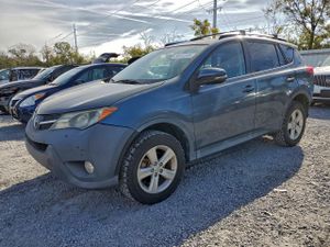 Toyota Rav4 XLE 2.5L 4 2014