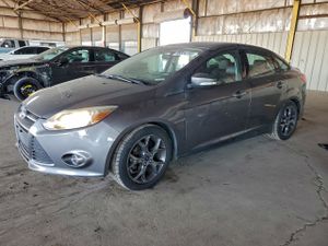 Ford Focus SE 2.0L 4 2013