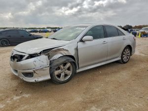 Toyota Camry BASE 2.5L 4 2010