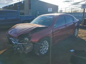 Chrysler 200 TOURING 2.4L 4 2014