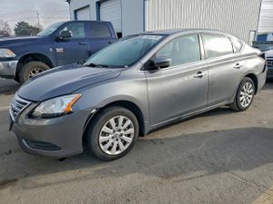 Nissan Sentra S 1.8L 4 2015